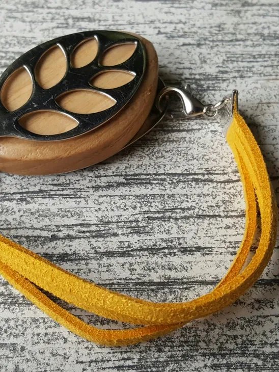 Sunshine Faux Suede Bracelet | Handmade Accessory for Bellabeat Leaf Urban & Ivy product image (2)