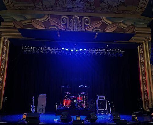 Another gorgeous theatre. Let’s go!
@uptown_theatre_napa