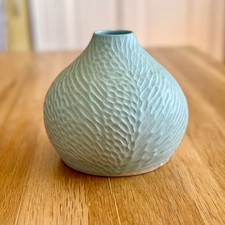 Carved vase product image (1)