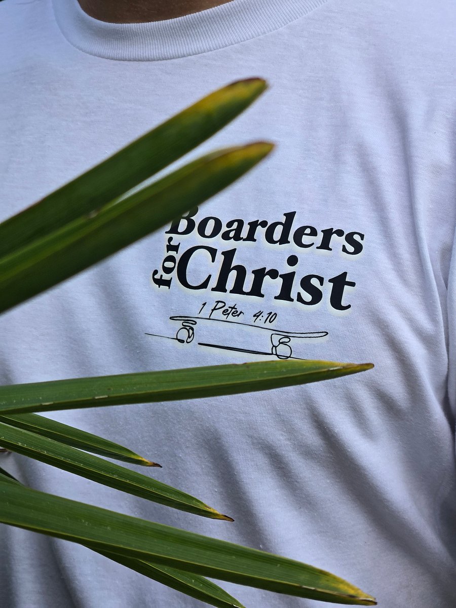 Skate tee product image (2)
