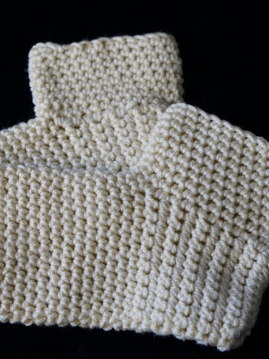 Slipper socks pdf pattern product image (1)