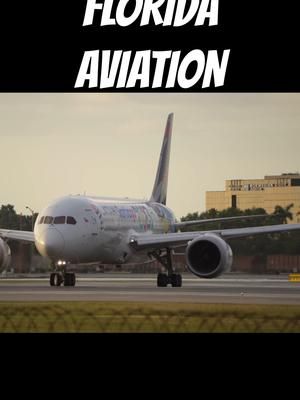 Boeing 787 Dreamliner taking off at Miami International Airport #boeing #boeing787 #boeing787_dreamliner #aviation #aviationlovers #aviationvideos #plane #planespotting #planespotter #airplanemode #airplanespotting #airplanespotter
