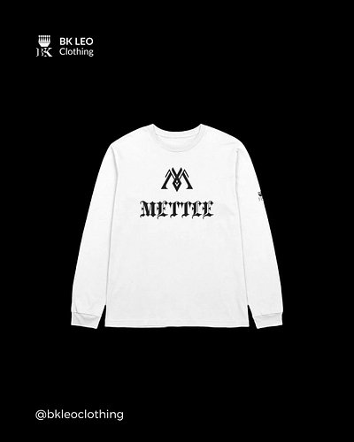Mettle Regular Fit Long Sleeve Tee Link in Bio!
‎Description 
‎100% combed ring-spun cotton
‎Athletic Heather and Black Heath...