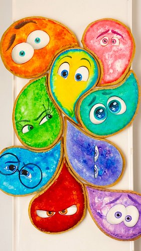 Which Inside Out character is your favorite? 

#decoratedcookies #sugarcookies #InsideOut2 #watercolorcookies #sweetambscookies