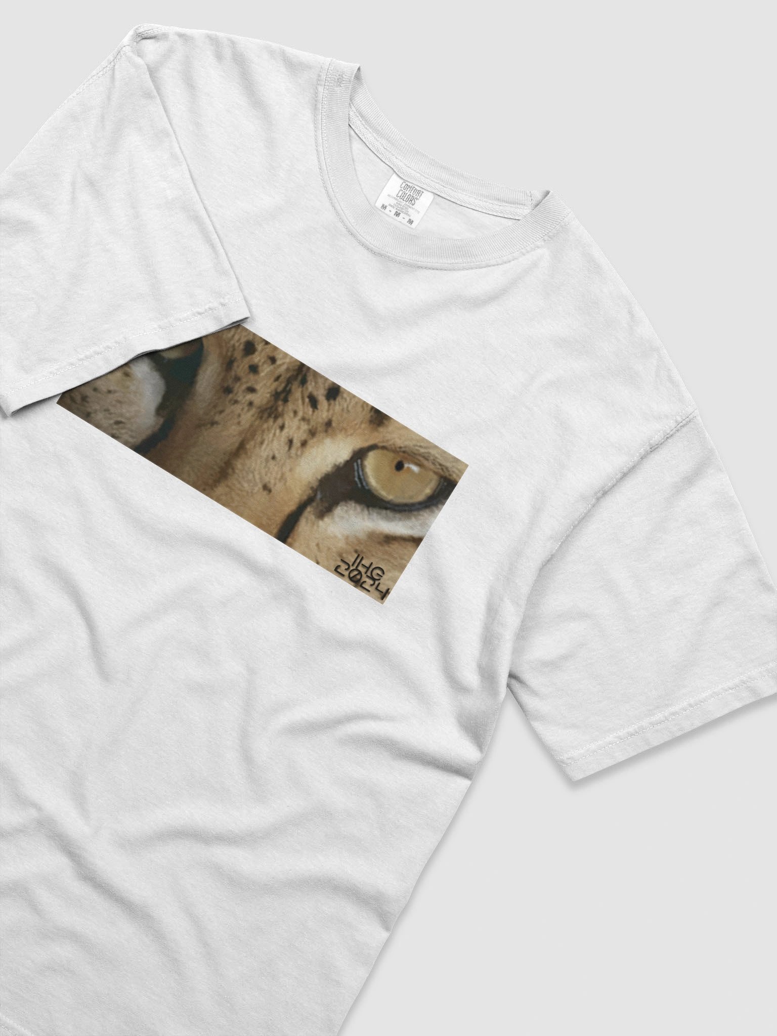 Cheetah Eyes Digital Drawing T-Shirt product image (6)