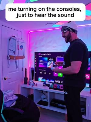 Which sound do u prefer? Qual som você prefere? . . . . #setup #gamer #videogames #ps5 #xboxseriesx #playstation5 #gameroom #samsung #gaming 