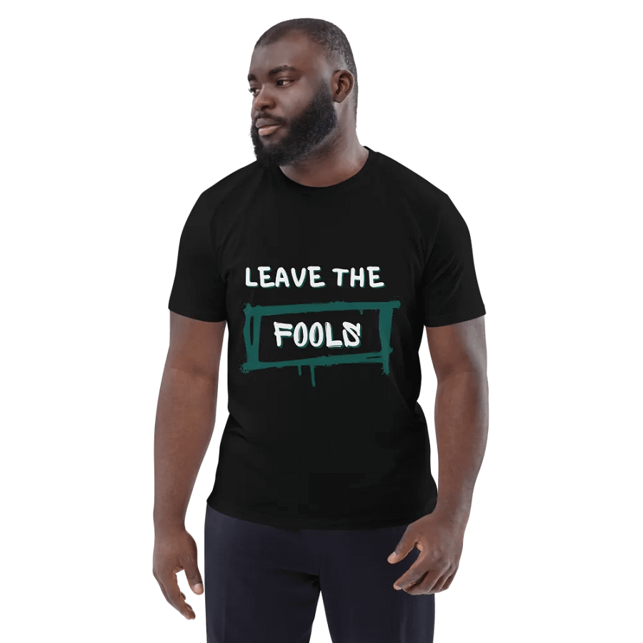 Tshirt product image (3)