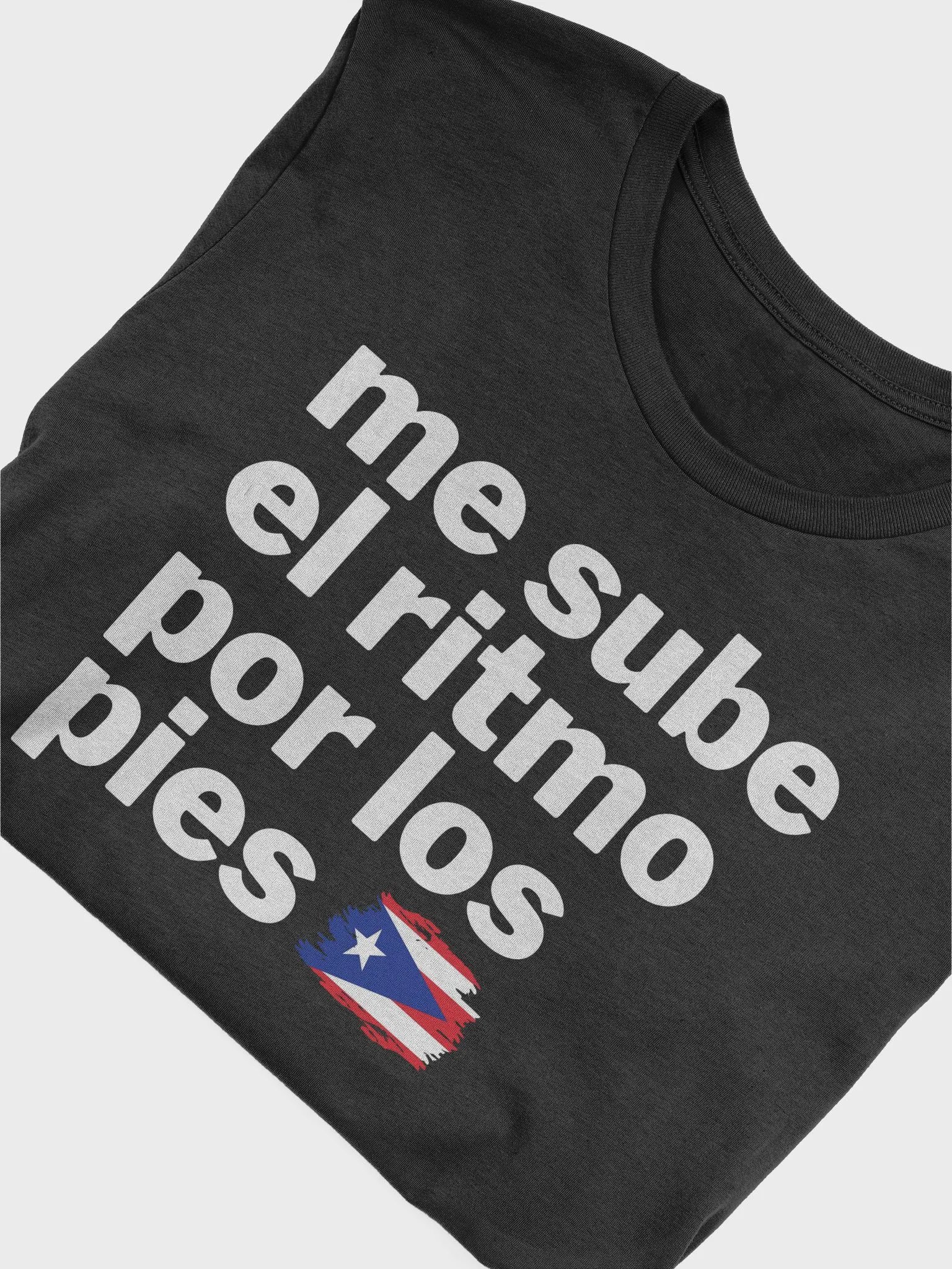 Me Sube el Ritmo Por los Pies Camiseta Unisex product image (4)