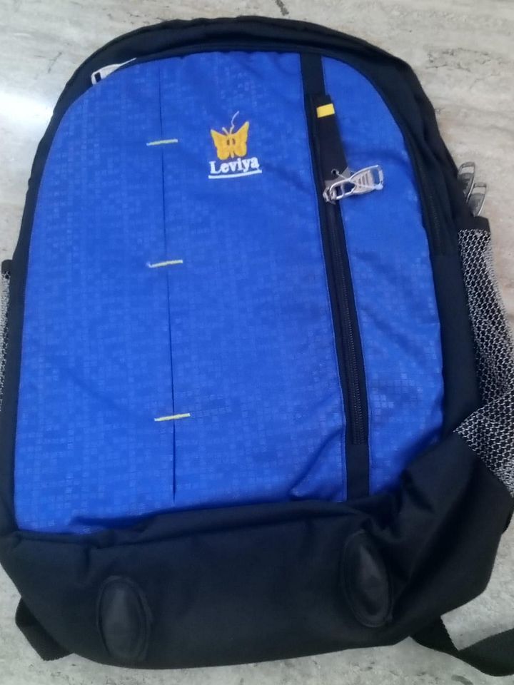school bag product image (1)