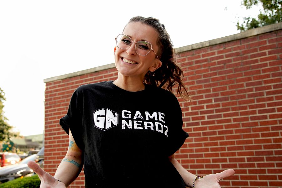Game Nerdz Vintage Logo Gildan Softstyle - Black product image (4)