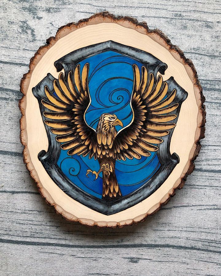 Ravenclaw Hogwarts House Crest product image (1)