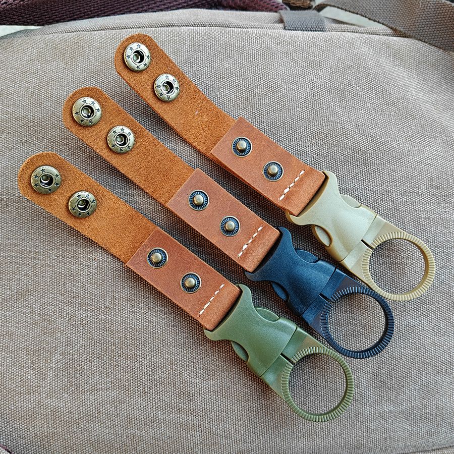 MEEBOY 3 Pcs handmade leather water bottle carabiner, water bottle holder for Outdoor Camping Hiking Traveling product image (5)
