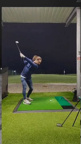 I wish my course game was as consistent as my range game 

#golf #golfing #golfswing #golflife