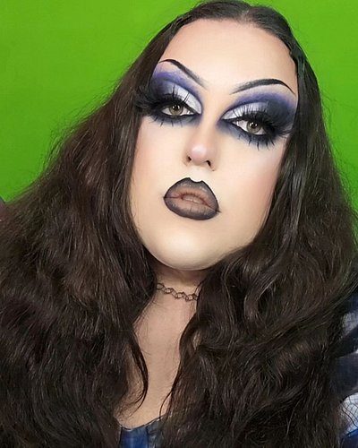 💙🖤
.
.
.
.
.
#gothicmakeup #goth #makeup #trans #transgender #Gothic #gothgirl #twitch #twitchstreamer #brows #bimbodoll #horror