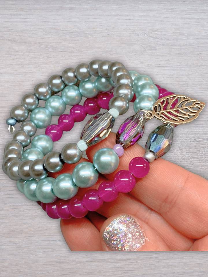 Beaded Glass Pearl Memory Wire Bracelet - Pink, Silver, Seafoam product image (1)