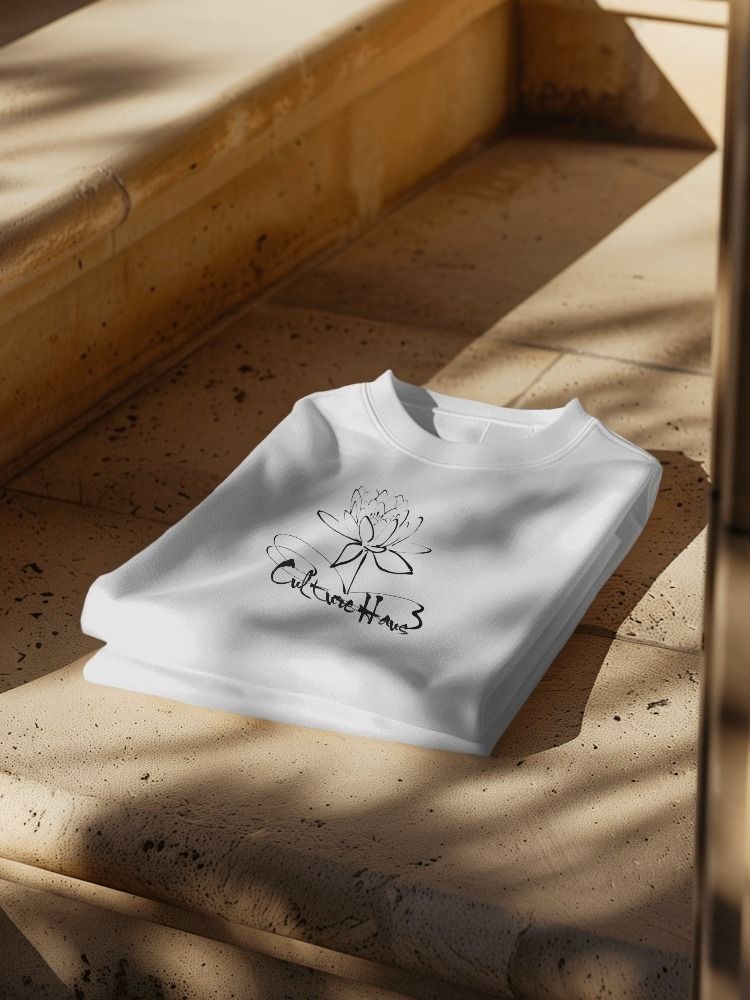 Culture Haus Sweatshirt - Lotus Flower product image (3)