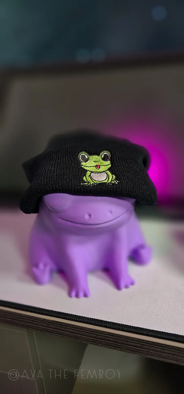 Frog Silly Beanie: Froonie product image (1)