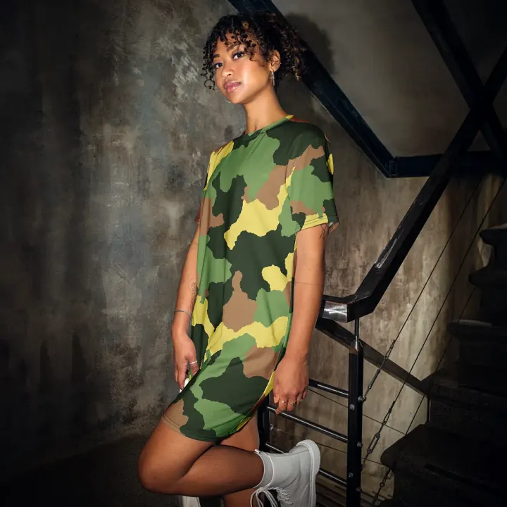 Tizzy Dress product image (1)