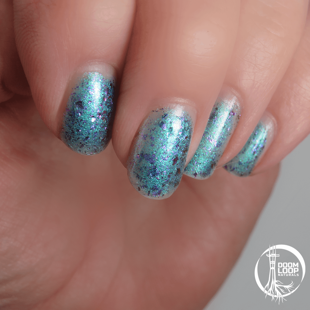 PRESTIDIGITATION - Metallic Teal and Shifting Violet-Blue-Pink Flakes Nail Polish product image (8)