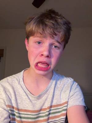 goodnight chat, blow this up? #merrychristmas #jollmaxxing #fyp #viral #trend 