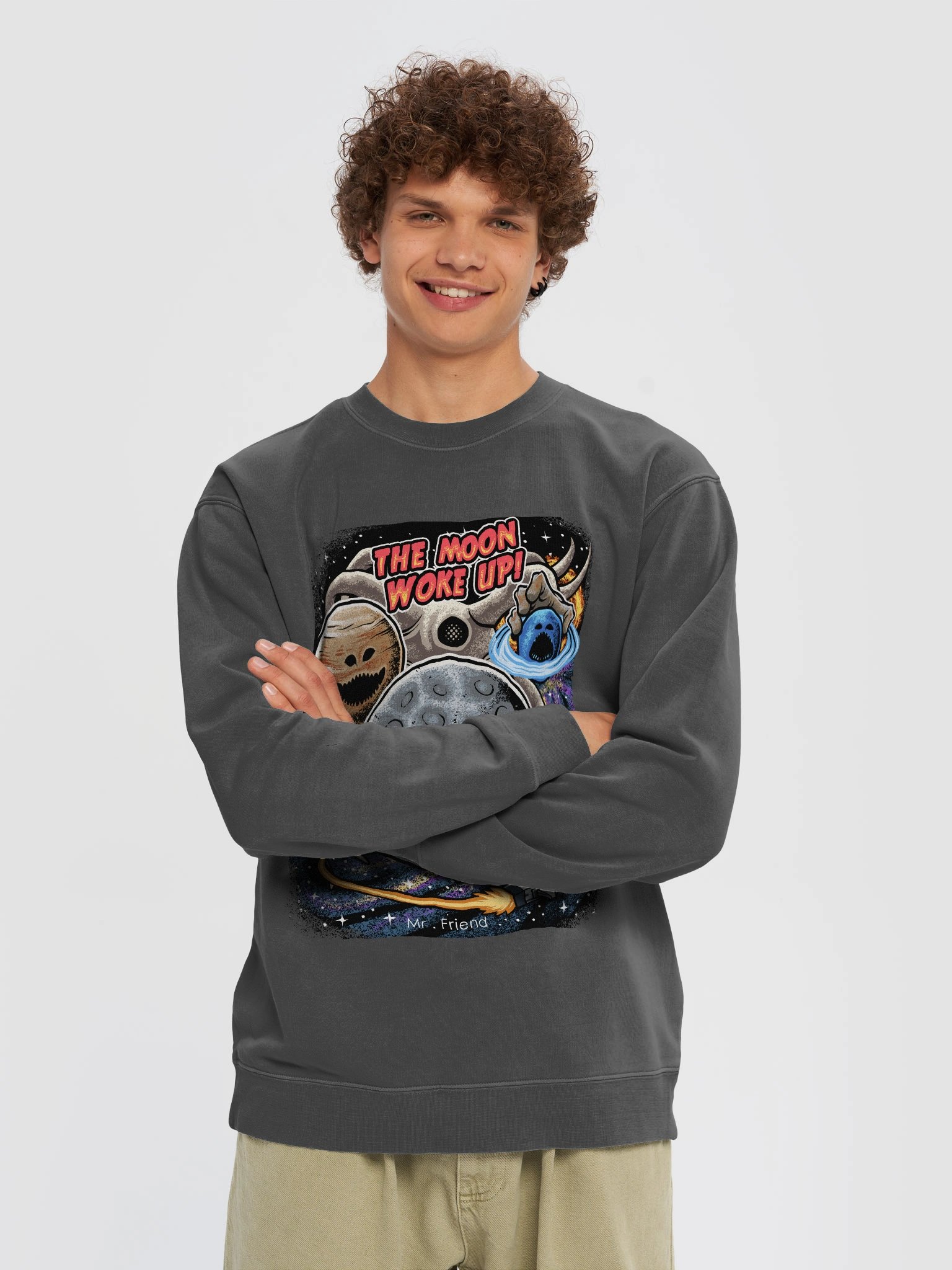 The Moon Woke Up Vintage Retro Sweatshirt product image (3)