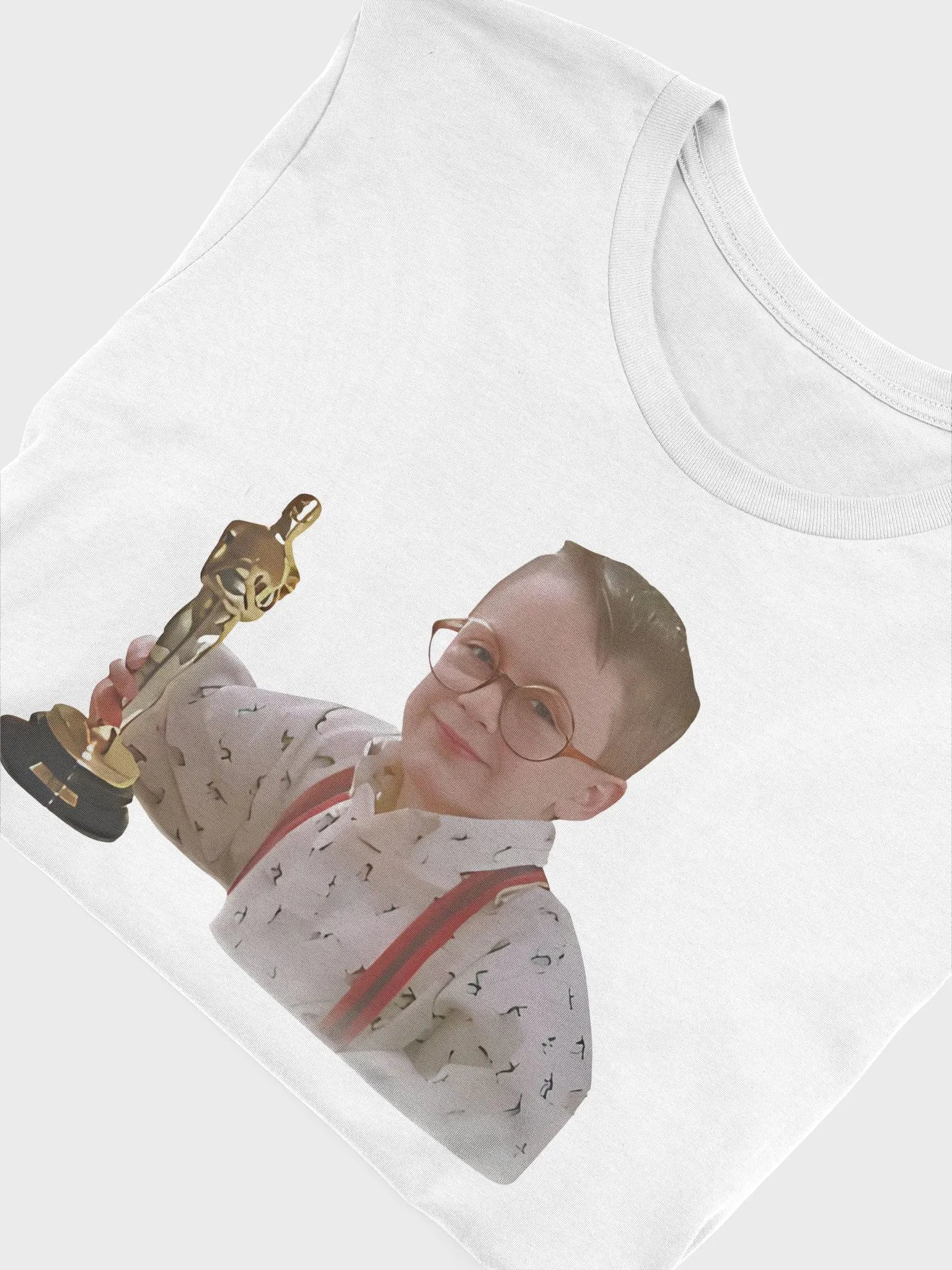 Kevin McCallister Winning Oscar Shirt product image (6)