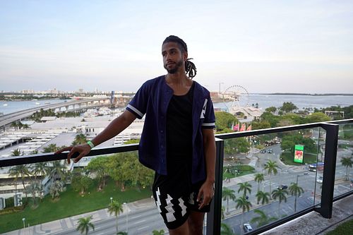 Let me tell you about this one…

@biohackmiami kicked off Miami #SwimWeek with international talents such as: wellness expert...