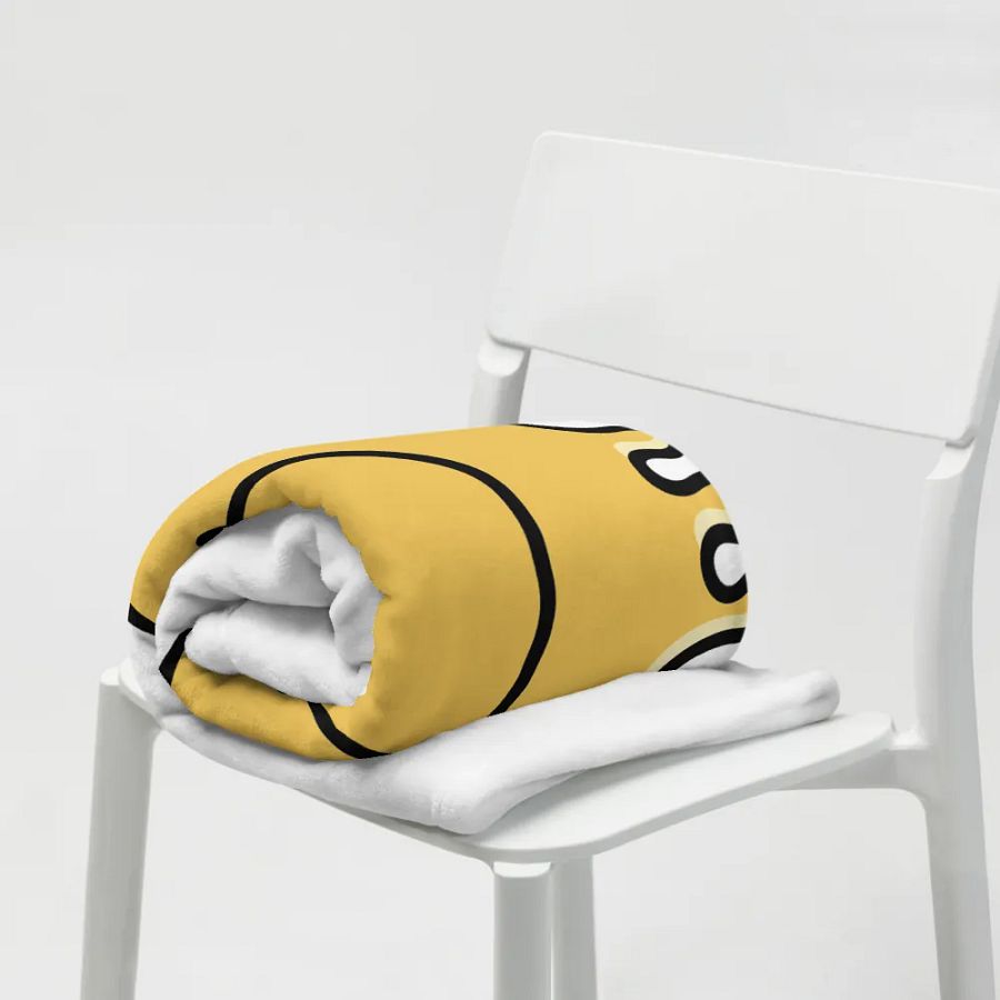 Smile face blanket product image (19)