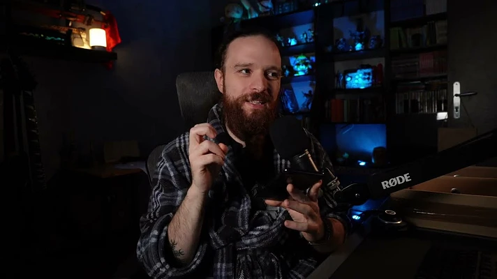 Video thumbnail