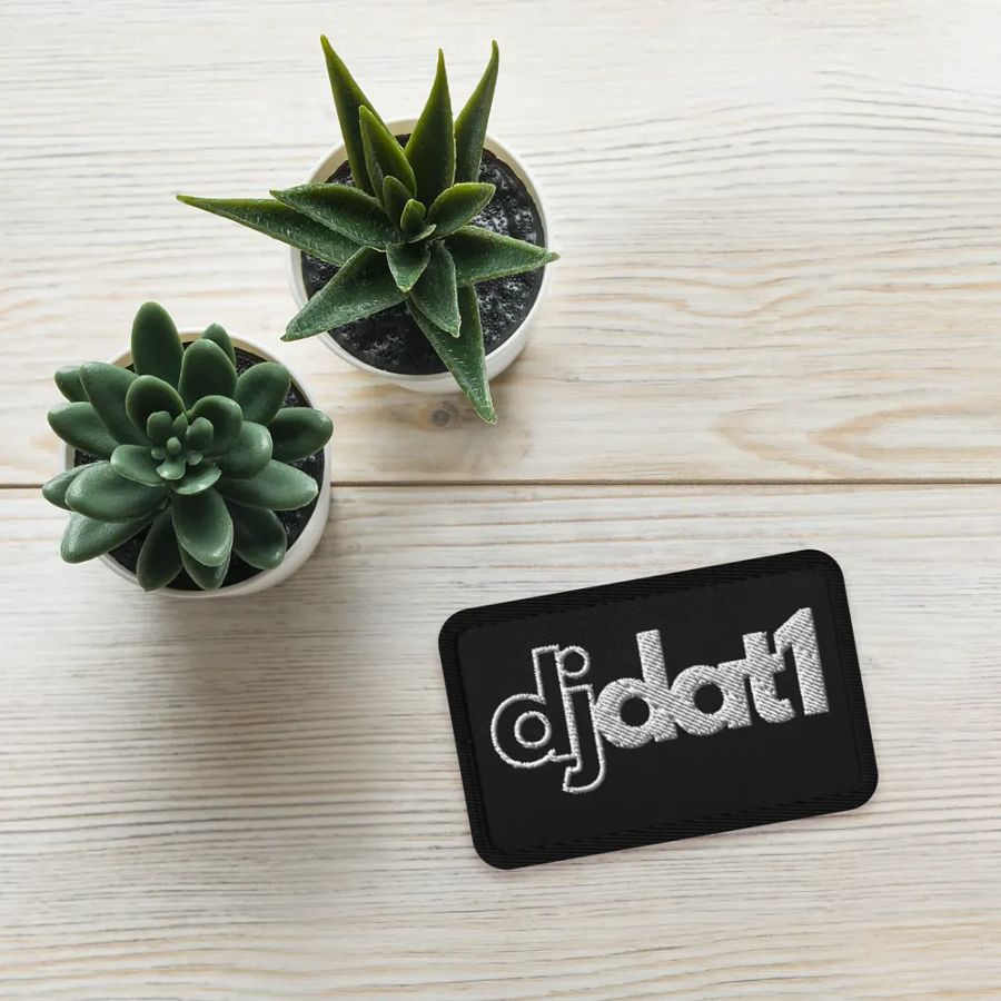 [DJDAT1] Signature Logo Embroidered Patch product image (4)