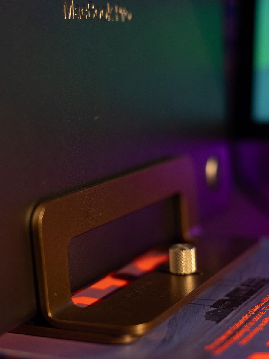 Luxury Bronze Laptop Holder product image (2)