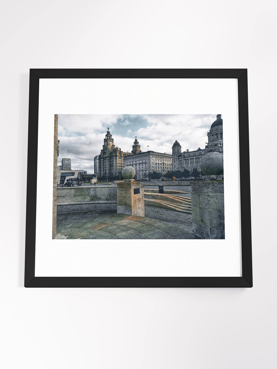 The Liver Building - Liverpool product image (4)