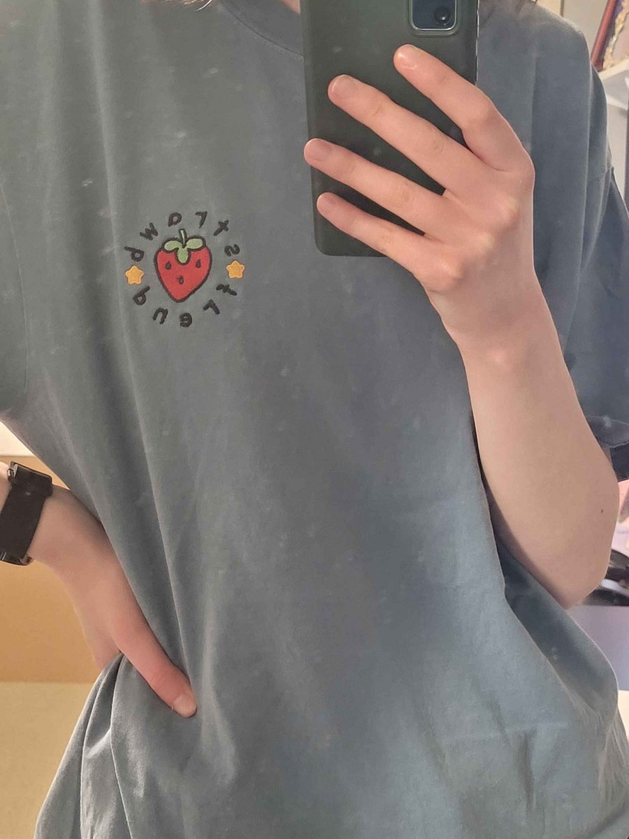 the berry tee (bestseller!) product image (7)