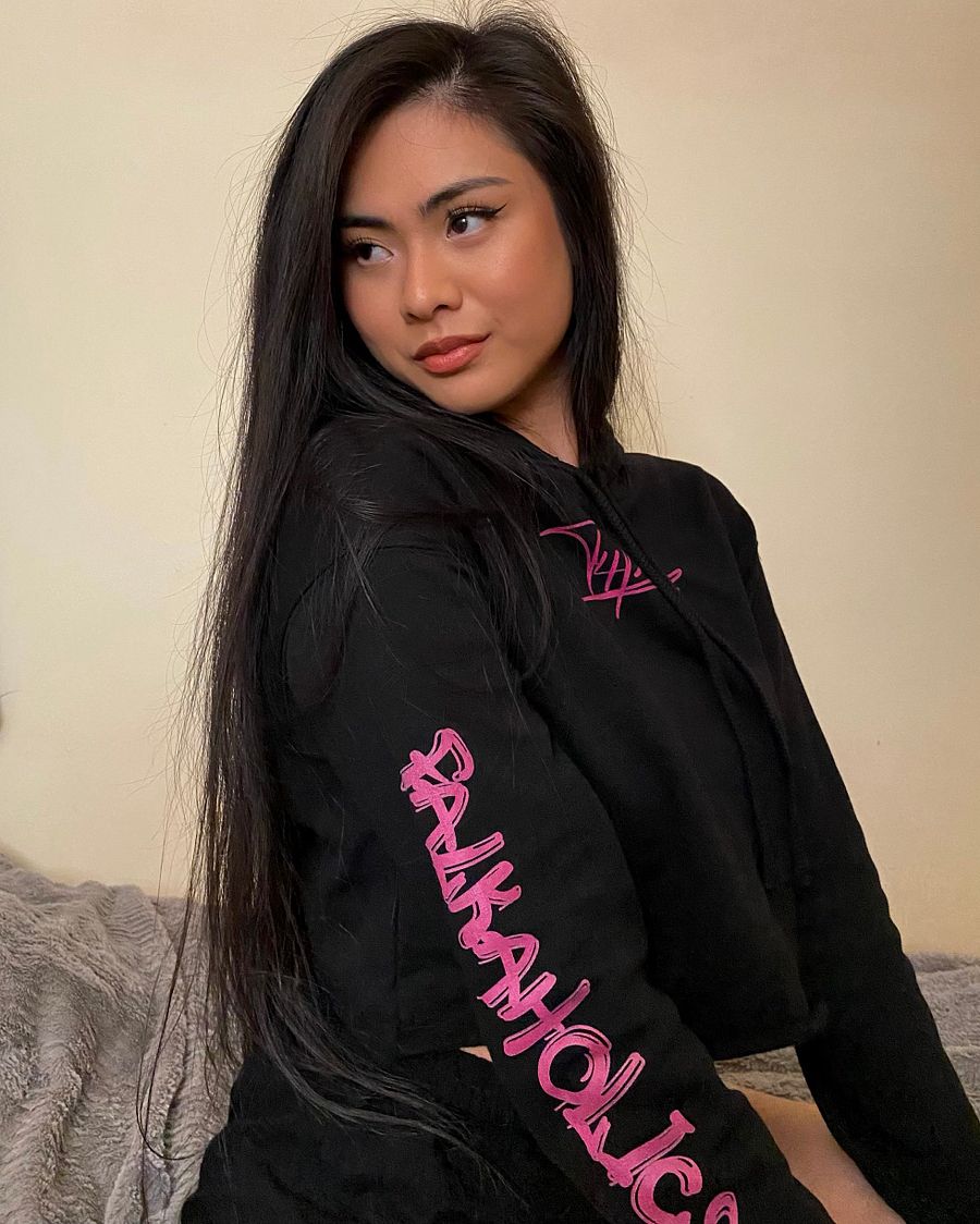 T4P Crop-Hoodie Black/Violet (Bella+Canvas Fleece Crop Hoodie) product image (7)