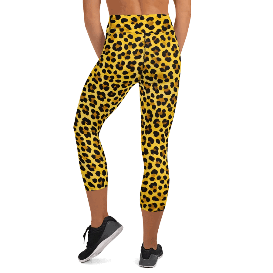 Leopard Reverie Capri Leggings product image (7)