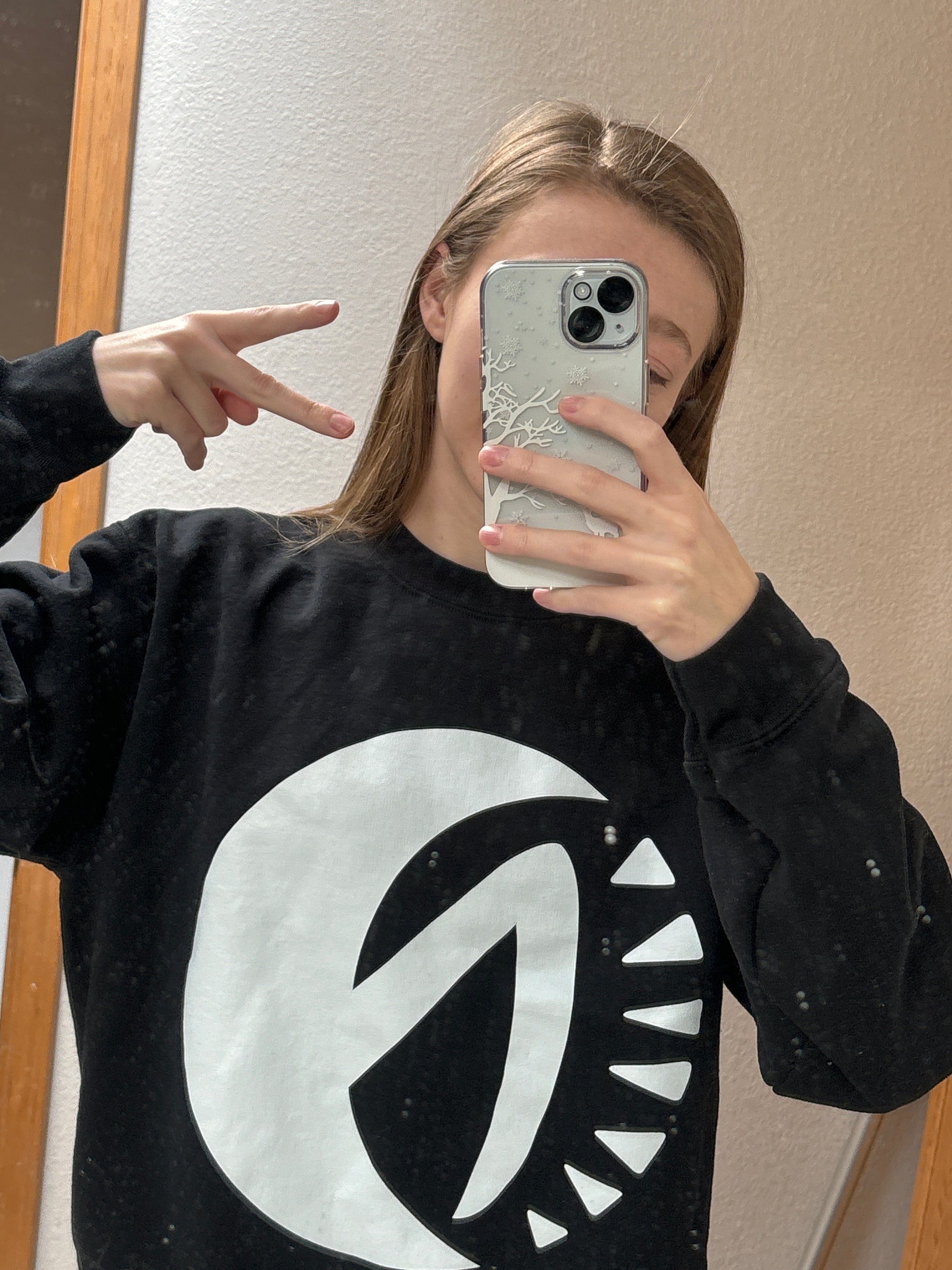 Crewneck product image (5)