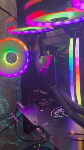 When @chamillionaire fits perfectly over your PC Build video 🤣