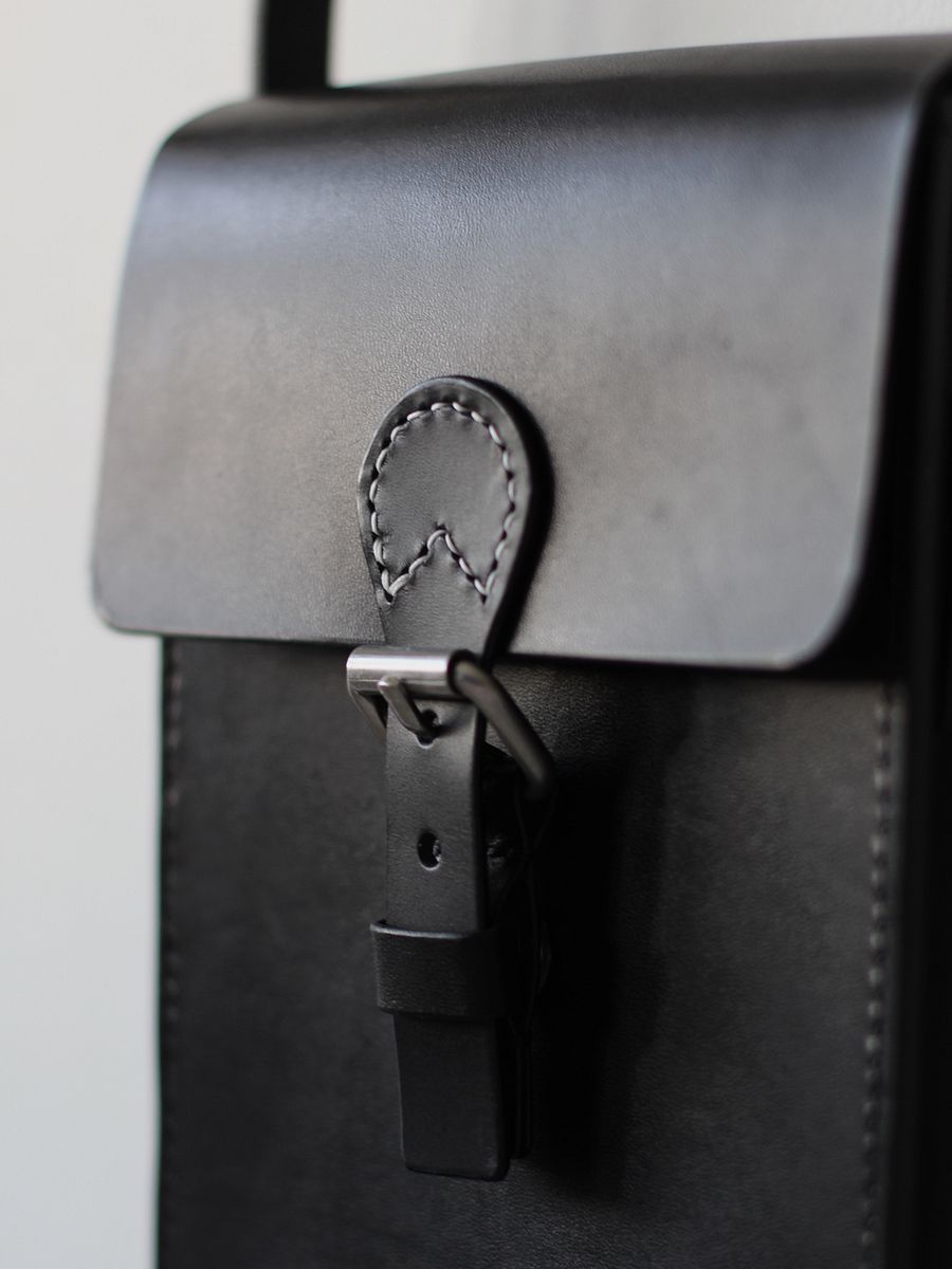 Vegetable Tanned Leather Classic Satchel – Black product image (11)
