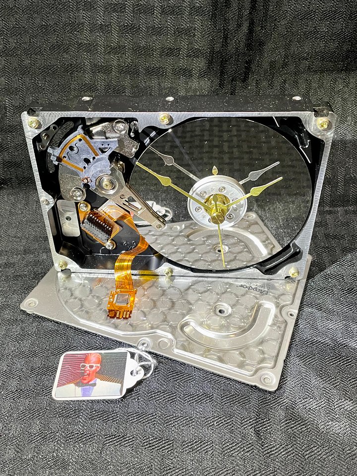 Max Headroom - Hard Drive Clock product image (1)