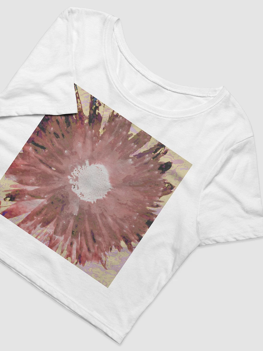 Abstract Pink Daisy Light on a Pink Patterned Background Women's Cropped T Shirt product image (3)