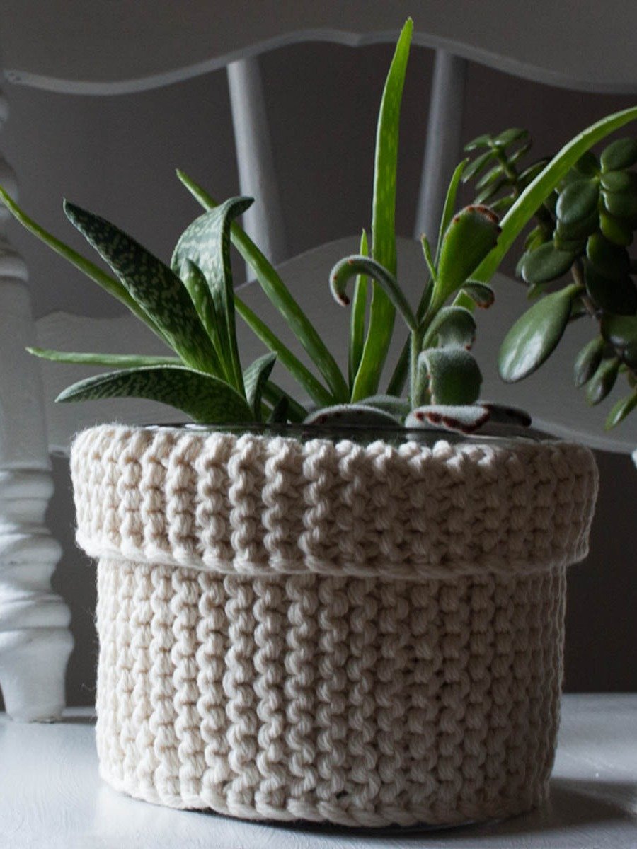 Garter Stitch Plant Cozy Knitting Pattern product image (1)