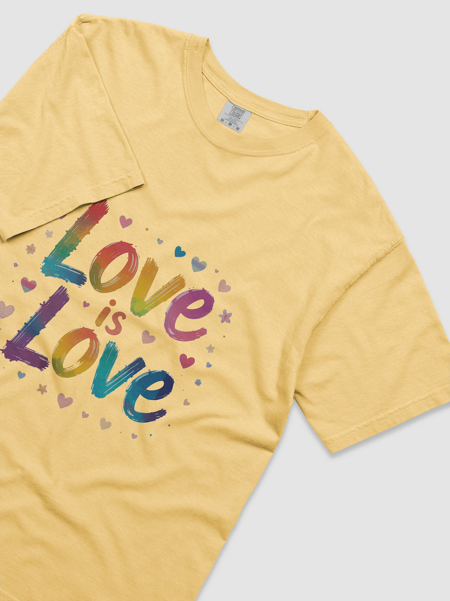 Love is Love unisex póló product image (5)