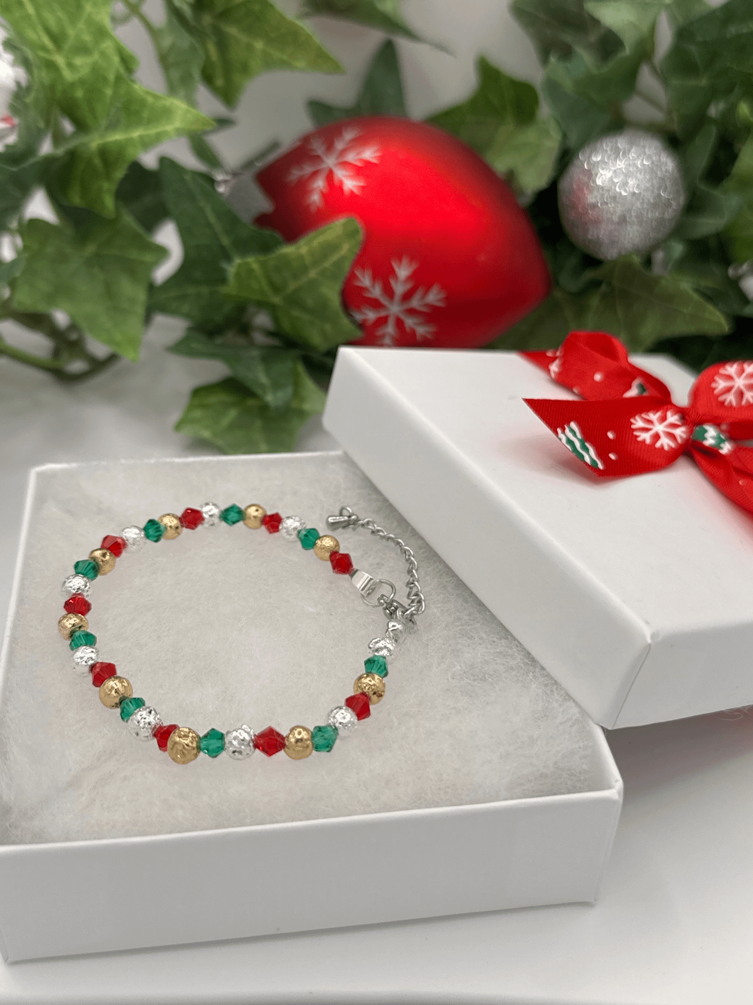 Joy To the World Bracelet (Christmas Hymnal Collection) product image (1)