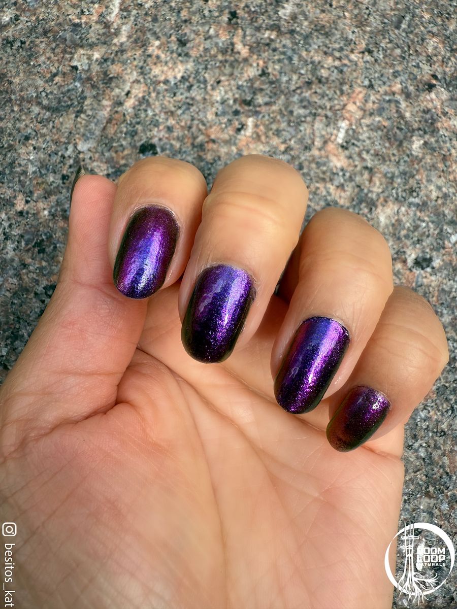 LAWFUL CHAOS - Purple Gold Red Green Multichrome Nail Polish product image (11)