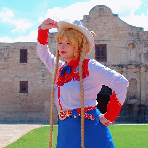 🌙 Sheriff Sailor Moon is here to bring the law to the Galactic Wild West 🌙 In the name of the moon: YEE HAW!
🤠
🤠
🤠
🤠
Cosplay ...