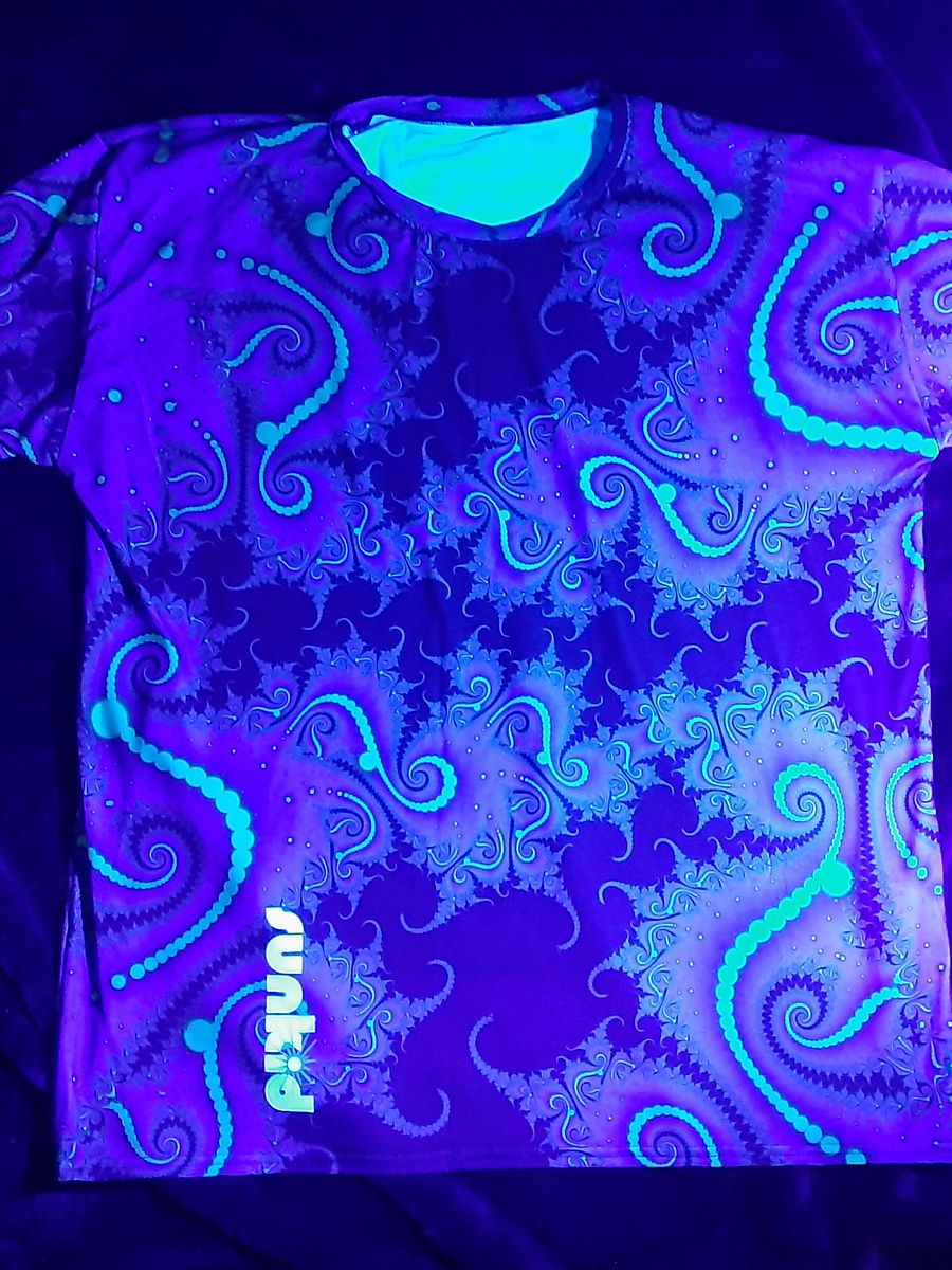 Fractal men's T-shirt - Acid Nights product image (4)