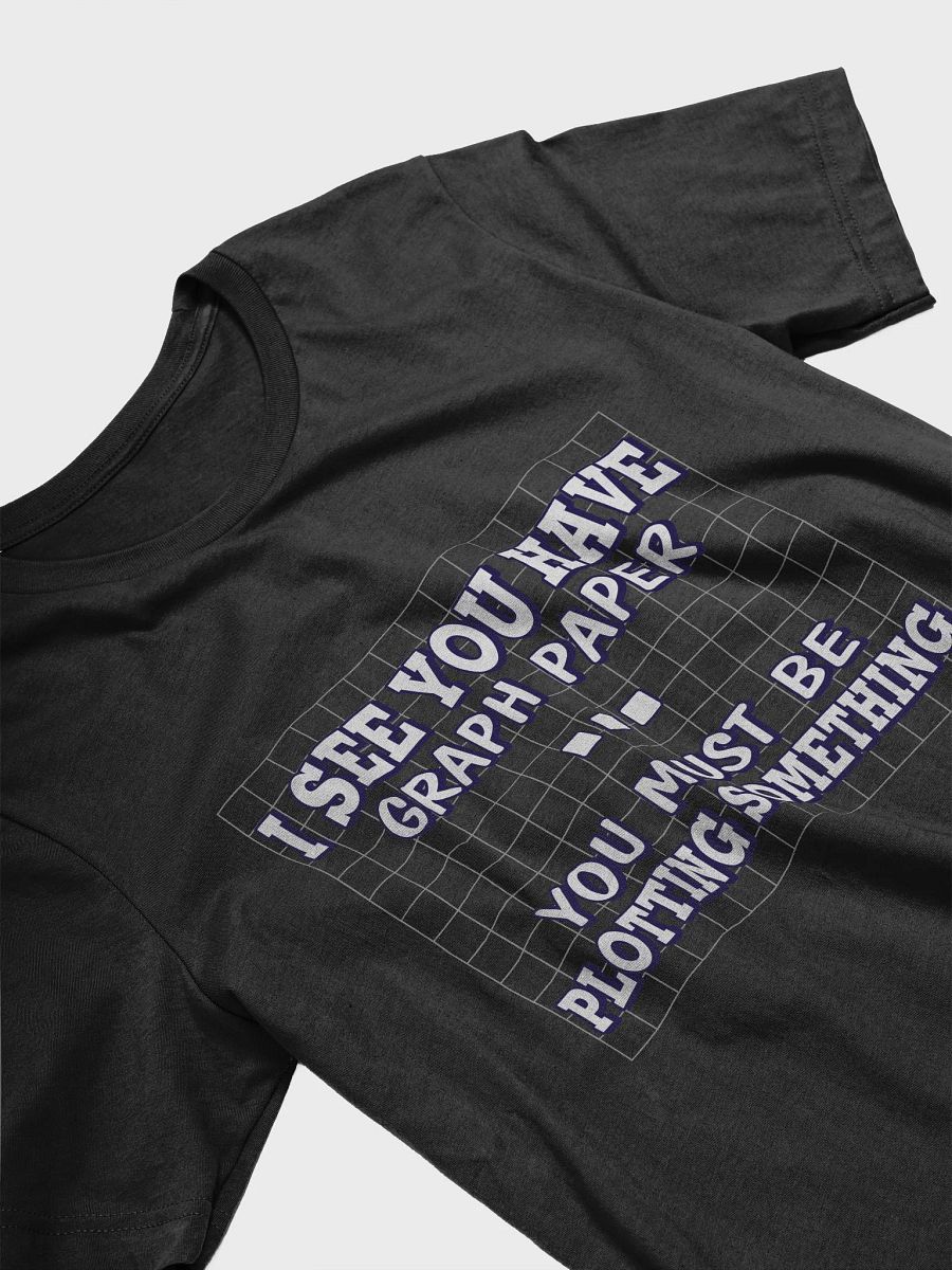 I see you have graph paper T-shirt product image (2)