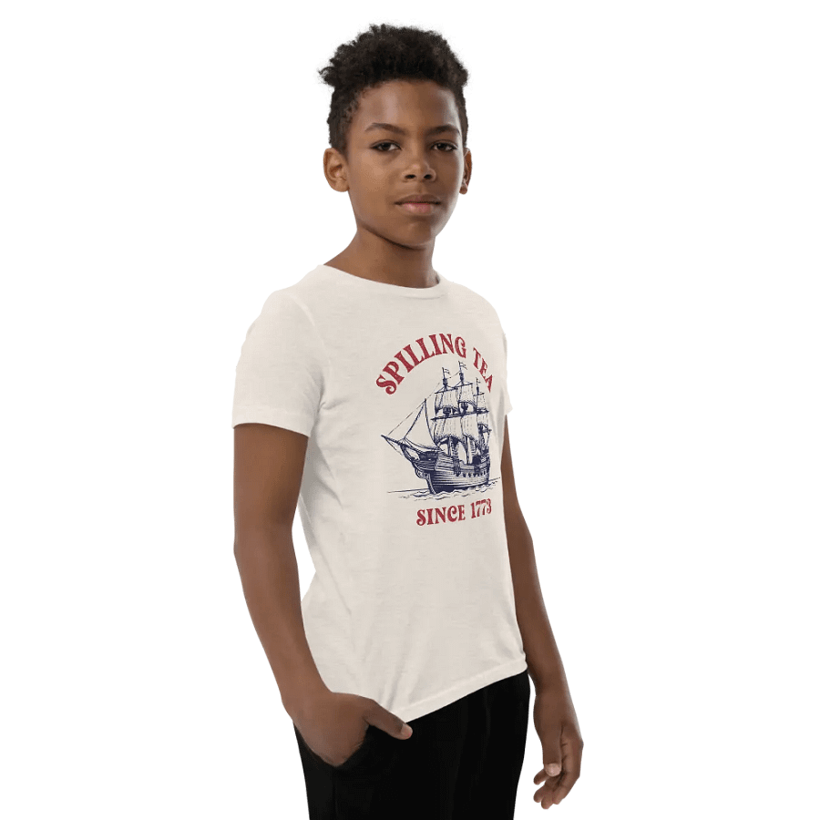 Kids Spilling Tea Since 1773 Tee product image (10)