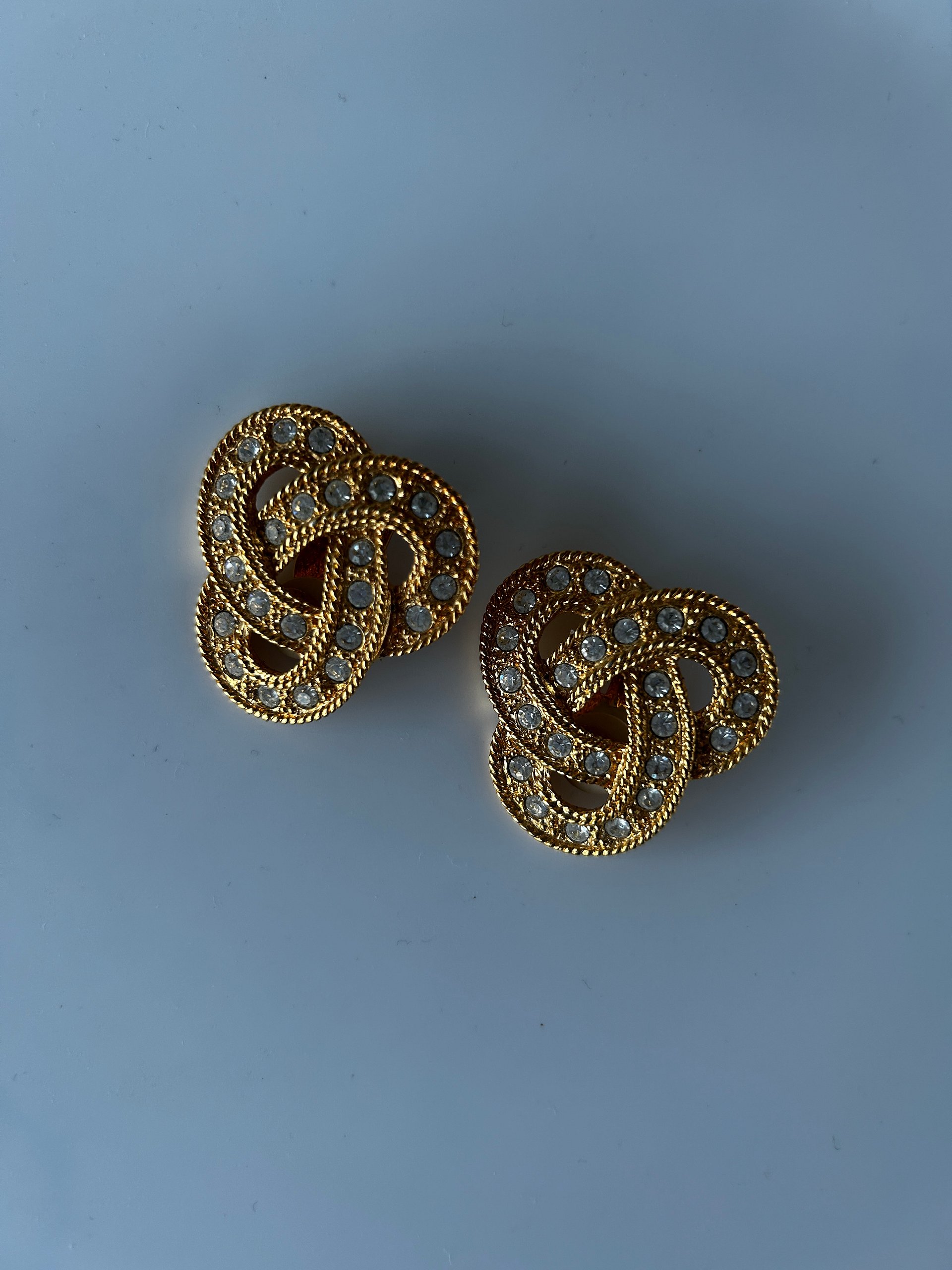 Vintage Avon Gold Tone Rhinestones Clip On Earrings product image (1)