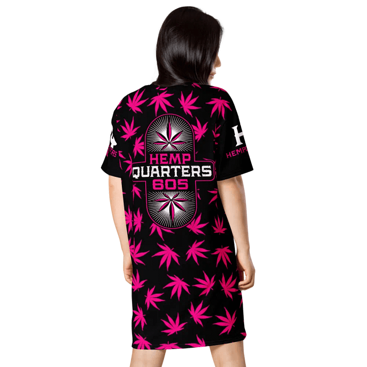 HempQuarters Pink Marijuana Night Shirt product image (2)